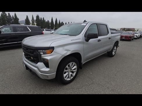 Used 2022 Chevrolet Silverado 1500 Custom RWD image 1