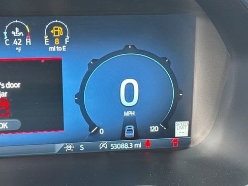 Used 2024 Ford F150 Lariat w/ Tow/Haul Package image 15