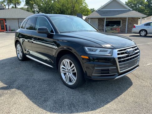 Used 2018 Audi Q5 2.0T Premium Plus w/ Premium Plus Package AWD/4WD image 6