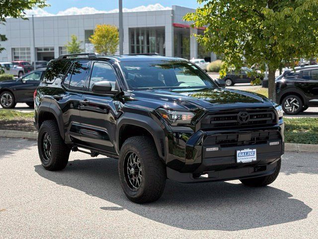 Used 2025 Toyota 4Runner SR5 AWD/4WD image 3