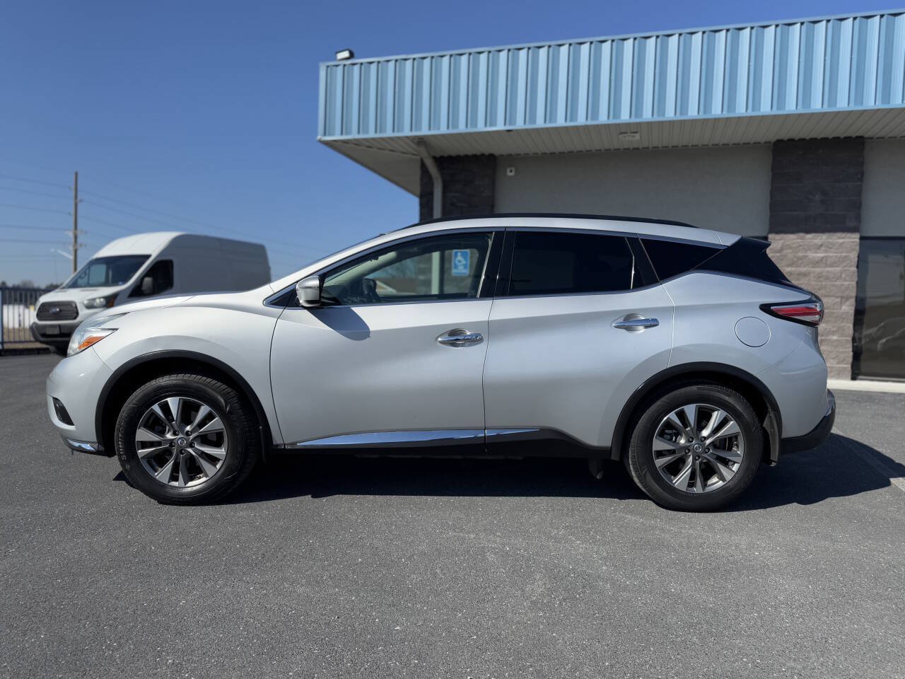 Used 2017 Nissan Murano SV w/ Premium Package AWD/4WD image 39