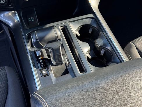 Used 2022 Ford F150 XLT w/ Equipment Group 302A High image 16