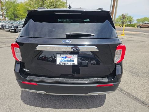 Used 2023 Ford Explorer XLT w/ Equipment Group 202A RWD image 4