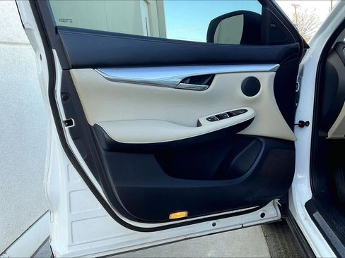 Used 2019 INFINITI QX50 Luxe w/ Cargo Package image 22