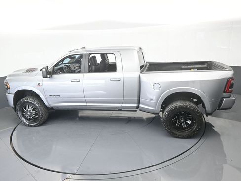 Used 2024 RAM 3500 Limited image 51