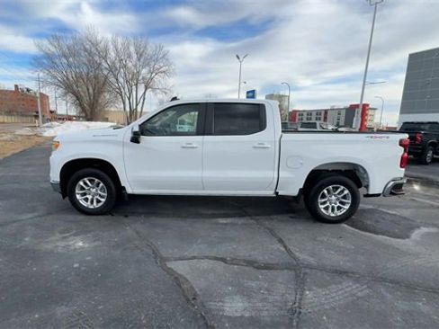Used 2022 Chevrolet Silverado 1500 LT image 5