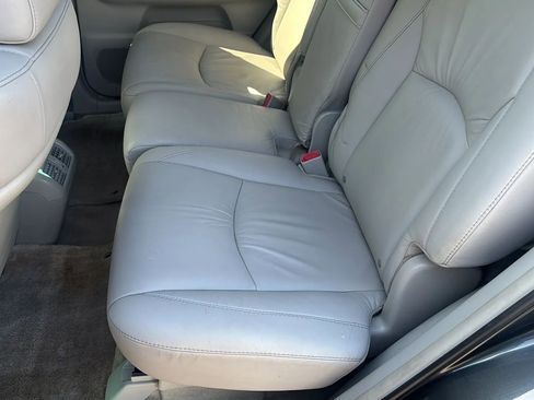 Used 2007 Lexus RX 400h AWD image 17