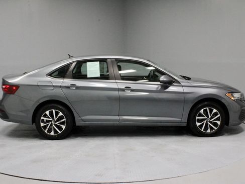 Used 2024 Volkswagen Jetta S FWD image 11
