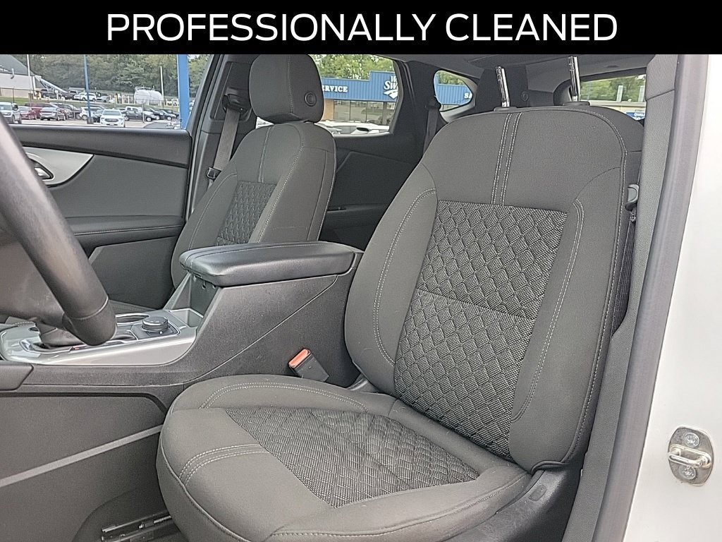 Used 2019 Chevrolet Blazer LT FWD image 17