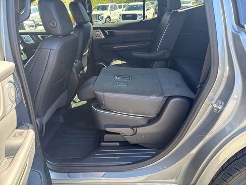 New 2026 Buick Enclave Avenir w/ Super Cruise Package AWD/4WD image 60