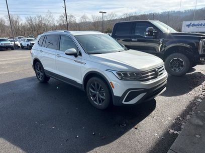Used 2023 Volkswagen Tiguan SE