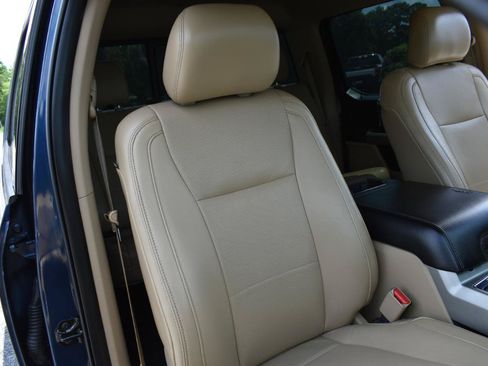 Used 2016 Ford F150 Lariat w/ Equipment Group 502A Luxury AWD/4WD image 27