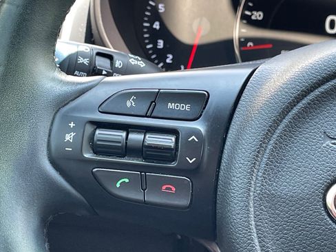 Used 2016 Kia Sorento SX FWD image 13