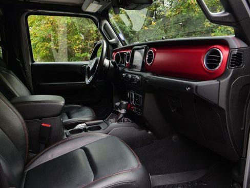Used 2020 Jeep Gladiator Rubicon image 26