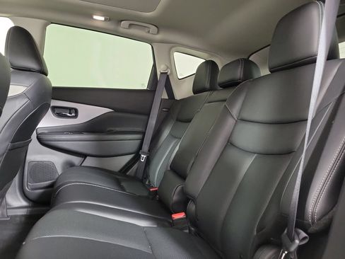 Used 2023 Nissan Murano SL w/ SL Moonroof Package FWD image 10
