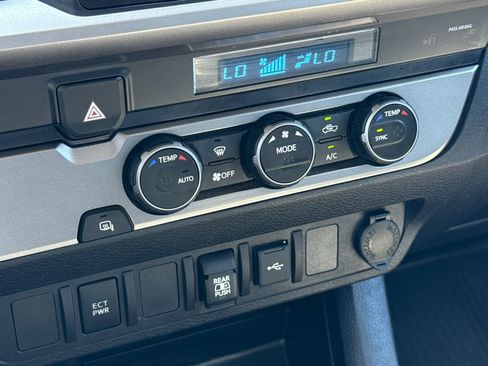 Used 2021 Toyota Tacoma SR5 RWD image 25