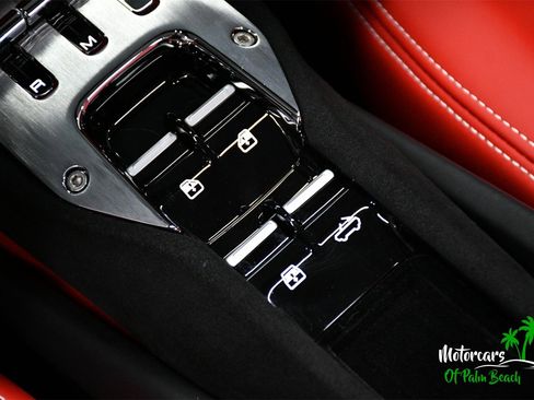 Used 2024 Ferrari 296 GTS image 39