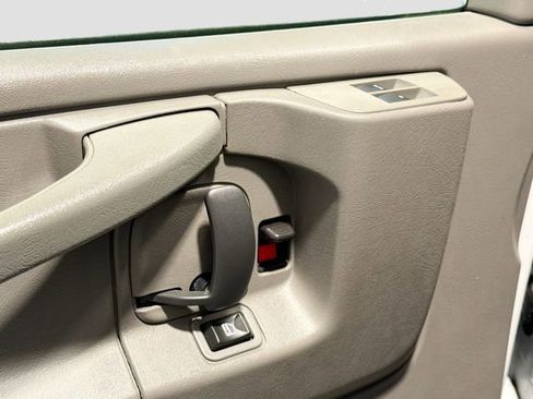 Used 2015 Chevrolet Express 3500 LT w/ LT Preferred Equipment Group image 13