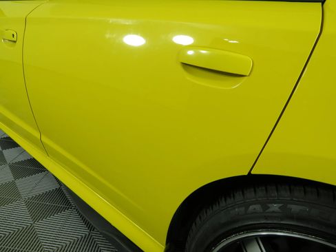 Used 2017 Dodge Charger R/T image 31