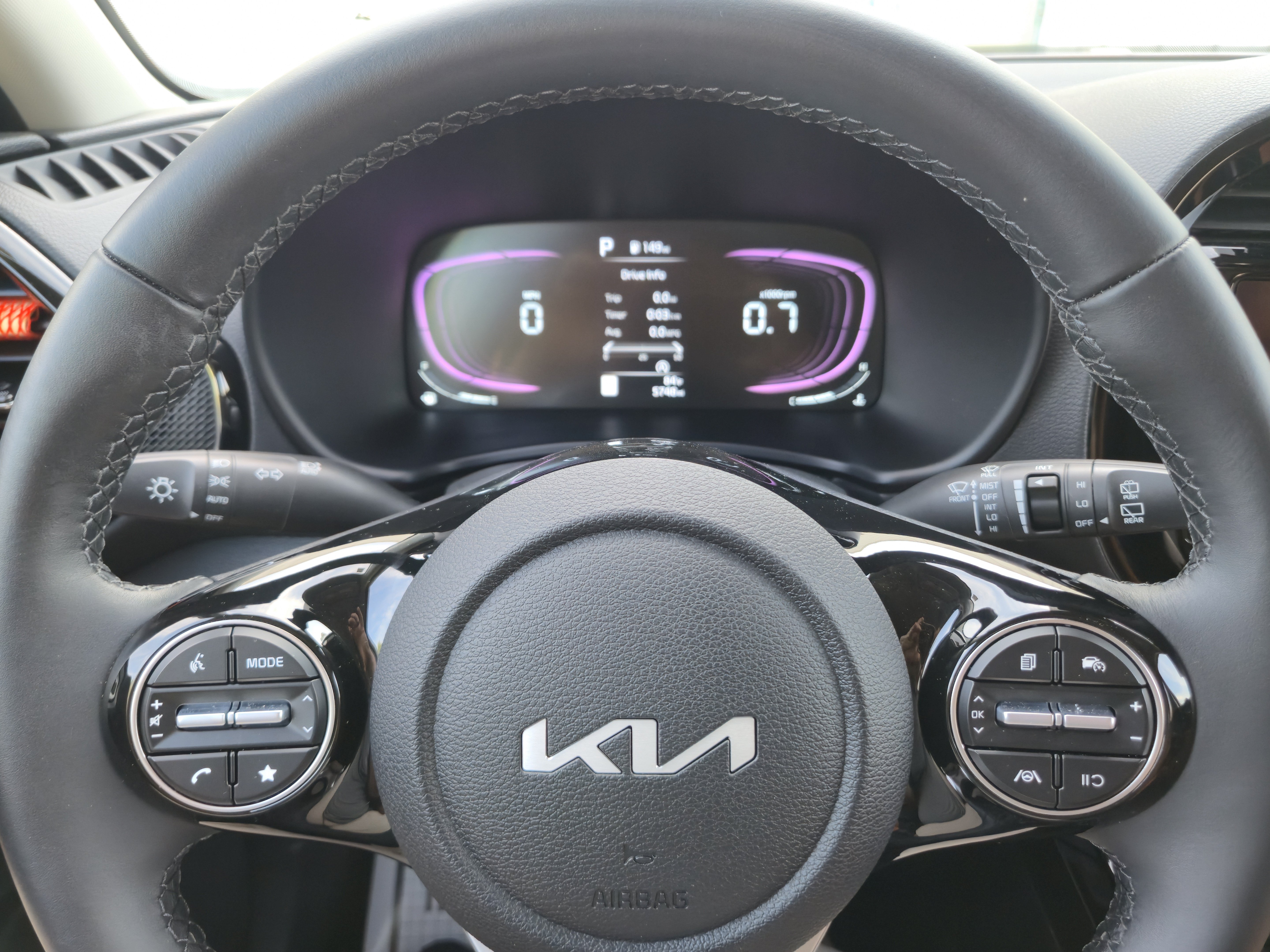 Used 2025 Kia Soul EX FWD image 11