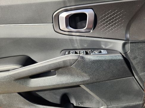 New 2026 Kia Sorento S w/ S Panoramic Sunroof Package image 16