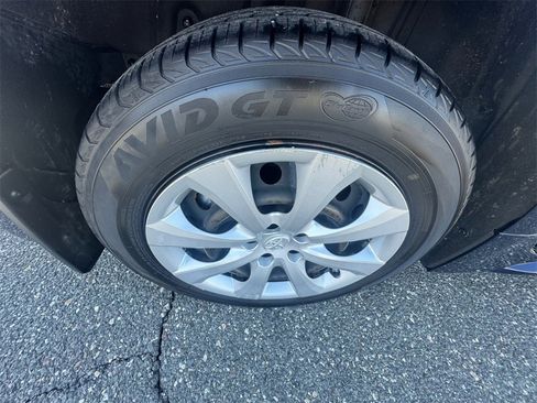 Used 2023 Toyota Corolla LE image 18