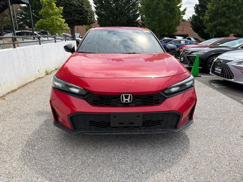 Used 2025 Honda Civic Sport image 2