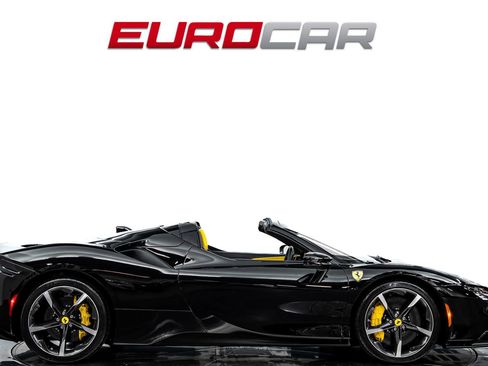 Used 2024 Ferrari SF90 Spider AWD/4WD image 7