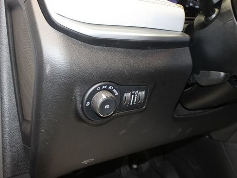 Used 2025 Jeep Compass Limited AWD/4WD image 20