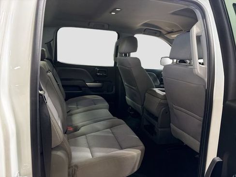 Used 2018 Chevrolet Silverado 1500 LT w/ LT Convenience Package AWD/4WD image 19