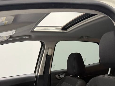Used 2020 Ford EcoSport SE FWD image 27