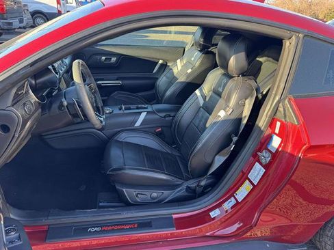 Used 2020 Ford Mustang Shelby GT500 w/ Technology Package RWD image 32