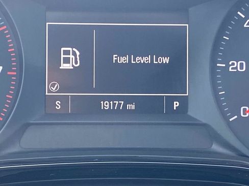 Used 2026 Chevrolet Trax LS FWD image 33