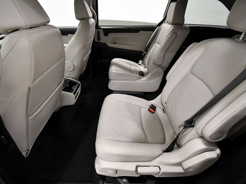 Certified 2025 Honda Odyssey EX-L image 15