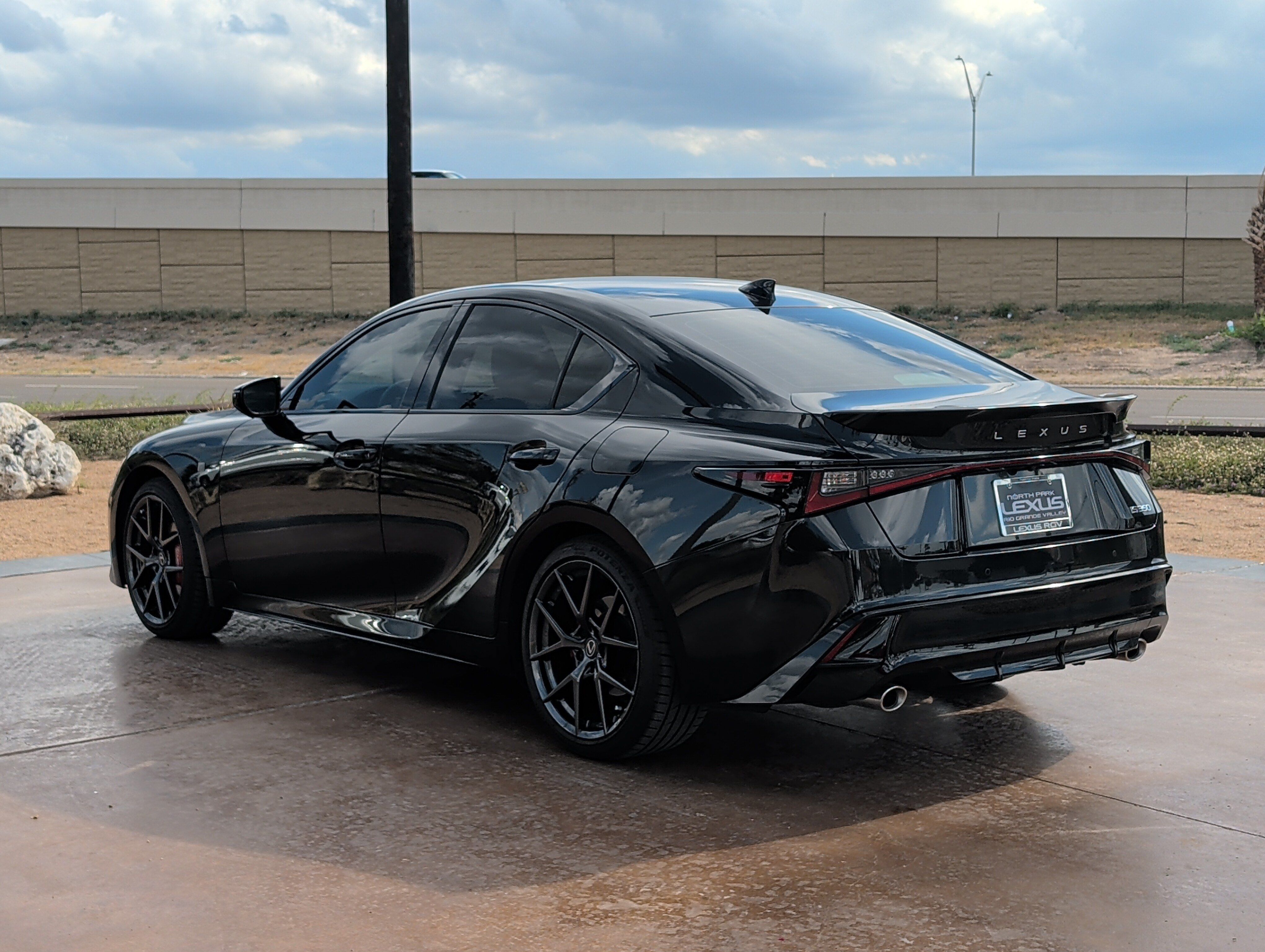 Used 2026 Lexus IS 350 F Sport w/ Technology Package RWD image 4