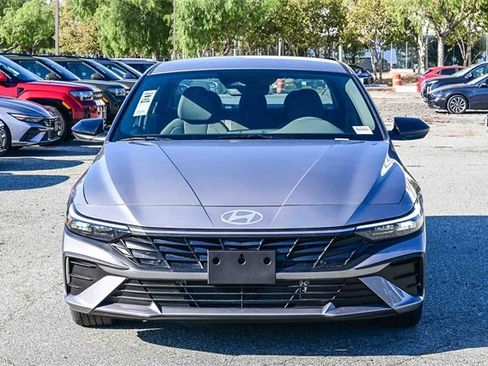New 2026 Hyundai Elantra Sport image 2