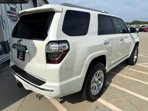 Used 2017 Toyota 4Runner Limited AWD/4WD image 8