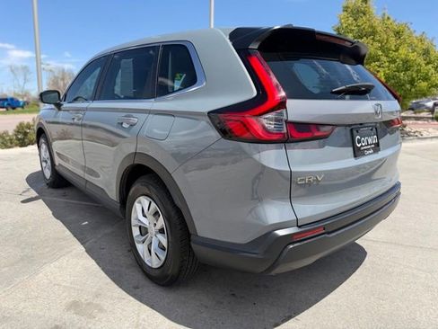 Used 2023 Honda CR-V LX image 7