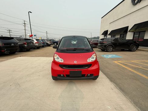 Used 2009 smart fortwo passion RWD image 2