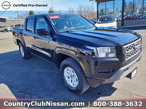 Certified 2024 Nissan Frontier SV image 2