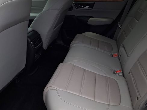 Used 2018 Honda CR-V Touring image 12
