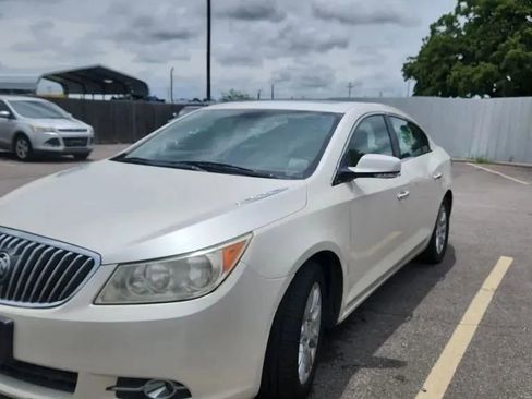 Used 2013 Buick LaCrosse Leather w/ Entertainment Package image 2