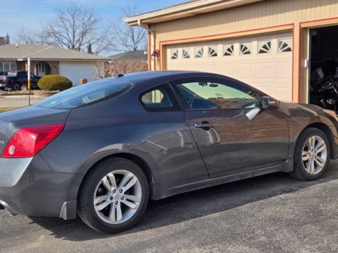 Used 2011 Nissan Altima 2.5 S w/ 2.5S Premium Pkg image 4