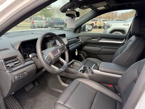 New 2026 GMC Terrain Elevation image 18