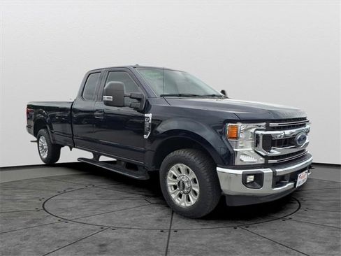 Used 2021 Ford F250 XLT w/ XLT Value Package image 3