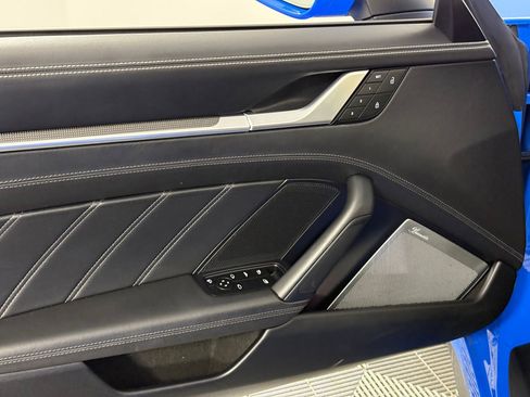 Certified 2022 Porsche 911 Turbo image 15