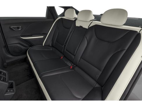 New 2026 Kia K4 GT-Line Turbo FWD image 9