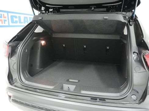 New 2026 Chevrolet Trax LT image 7