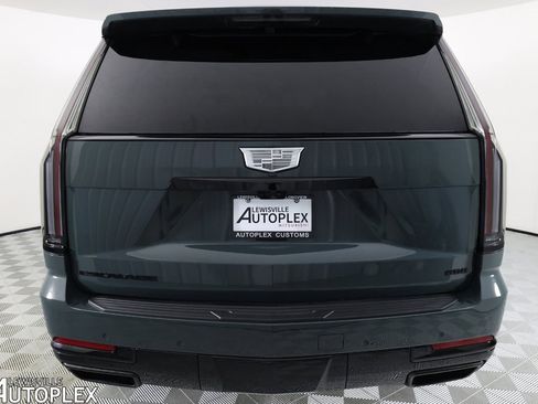 Used 2026 Cadillac Escalade Sport w/ LPO, ONYX Package image 6