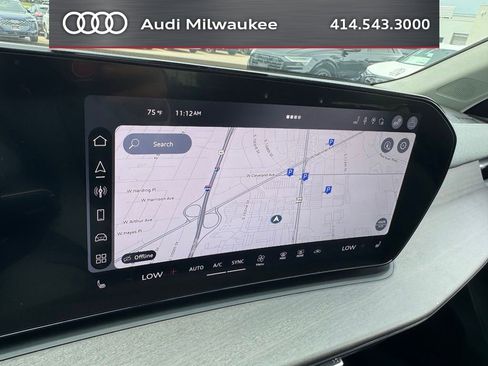 Certified 2026 Audi Q3 quattro 2.0T w/ 20" Wheel Package AWD/4WD image 17